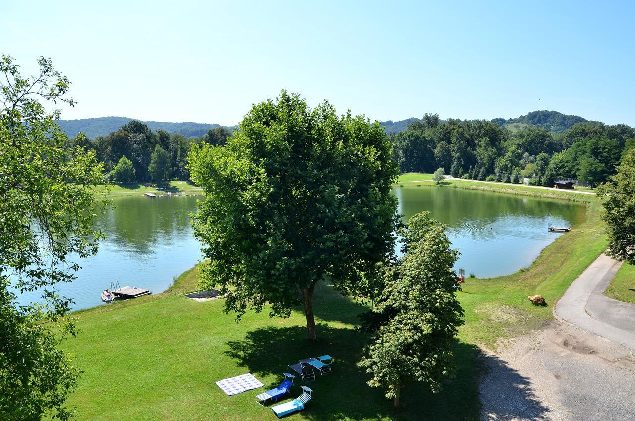 Gasthof Roeck Hotel Mureck Exterior photo